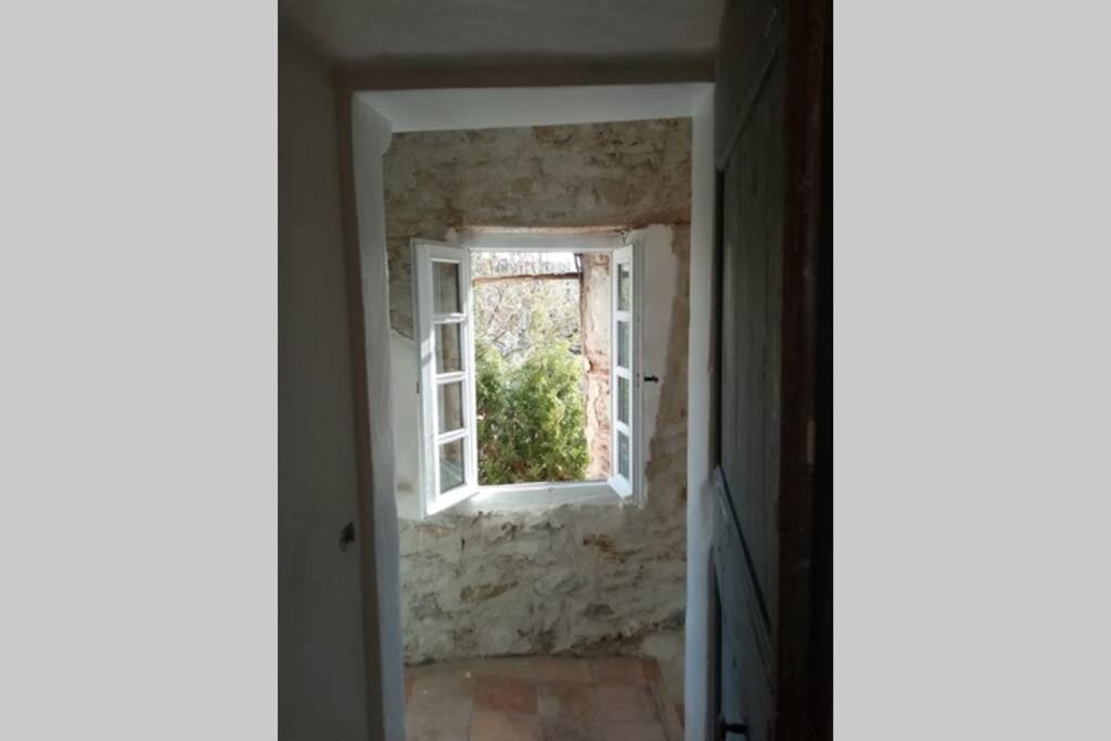 Character Filled House Overlooking The River Cesse Bize-Minervois Exterior photo